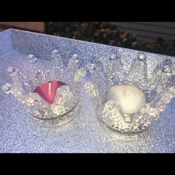 Set of Regal hobnail crown glass candle holders - Picture 2 of 14